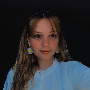 Meet your Posher, Maddie